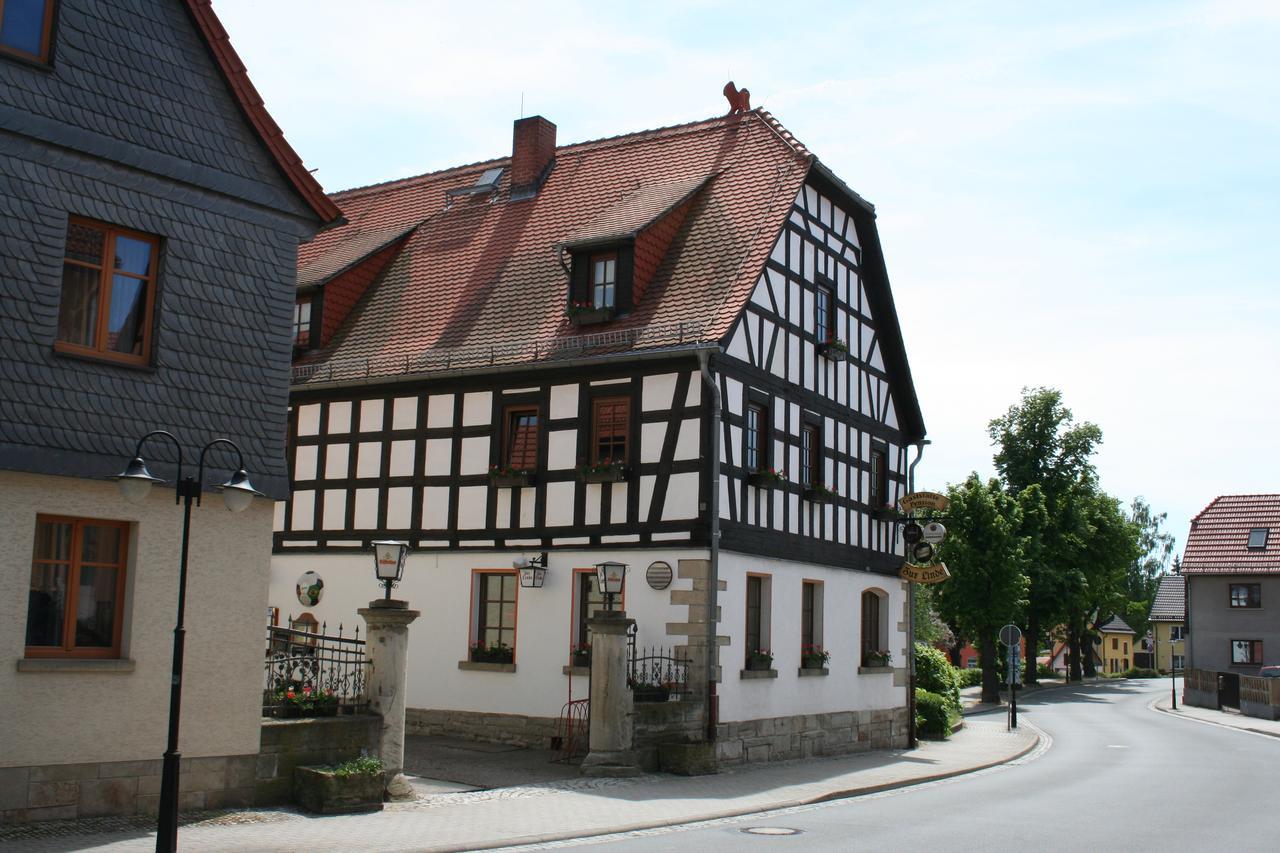 Gasthaus & Hotel Zur Linde Hermsdorf  Exterior photo