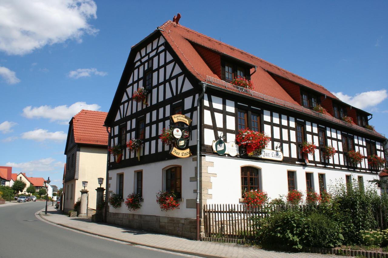 Gasthaus & Hotel Zur Linde Hermsdorf  Exterior photo